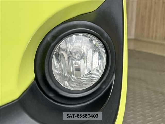 Toyota SIENTA 2015-07 7620103-27