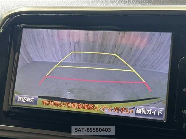 Toyota SIENTA 2015-07 7620103-5