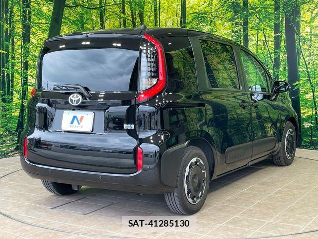 Toyota SIENTA 2024-07 7620054-17