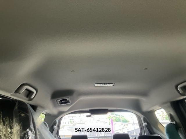 Toyota SIENTA 2018-10 7620105-25