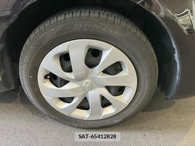 Toyota SIENTA 2018-10 7620105-2