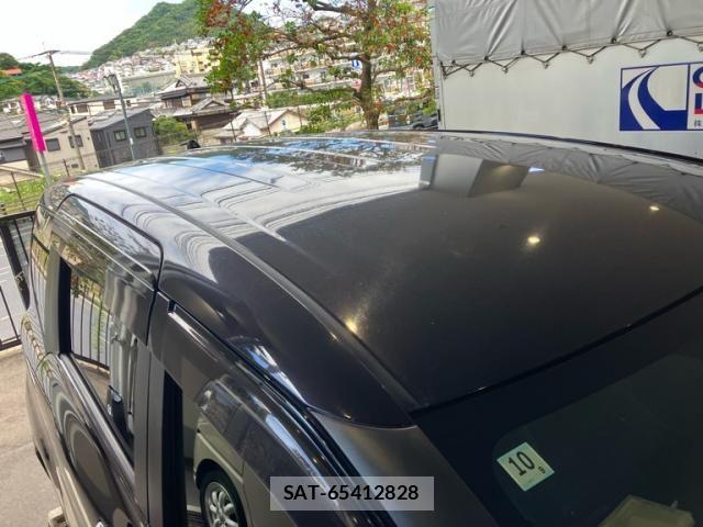 Toyota SIENTA 2018-10 7620105-4