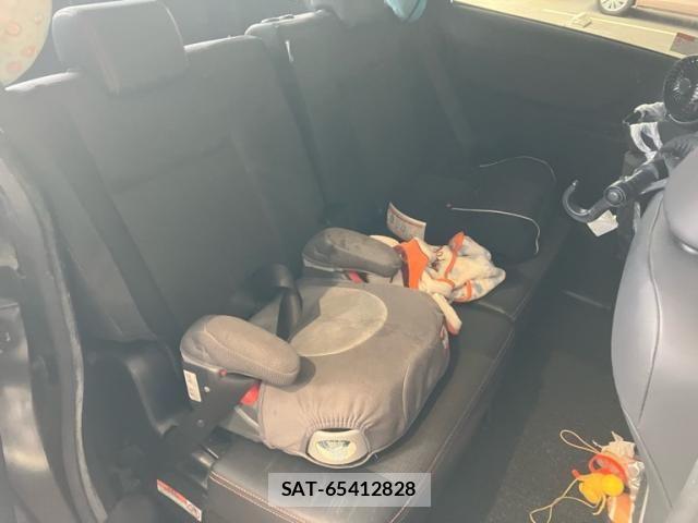Toyota SIENTA 2018-10 7620105-8
