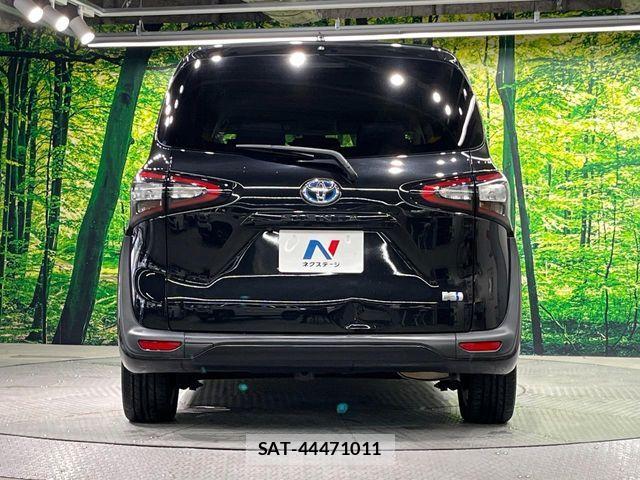 Toyota SIENTA 2015-09 7620099-15