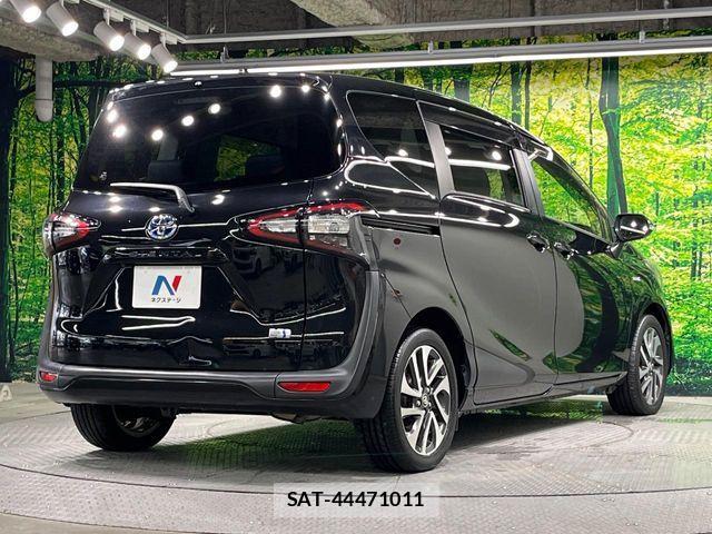 Toyota SIENTA 2015-09 7620099-16