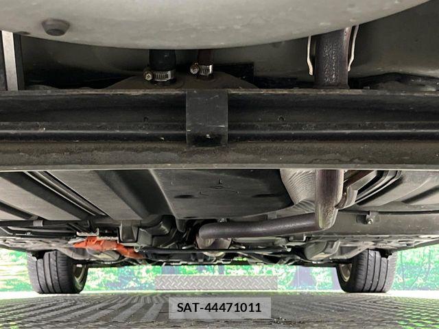 Toyota SIENTA 2015-09 7620099-18