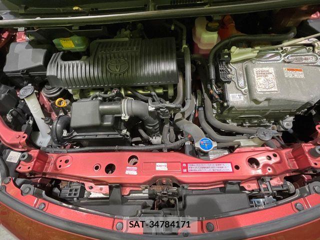 Toyota SIENTA 2016-01 7620101-18