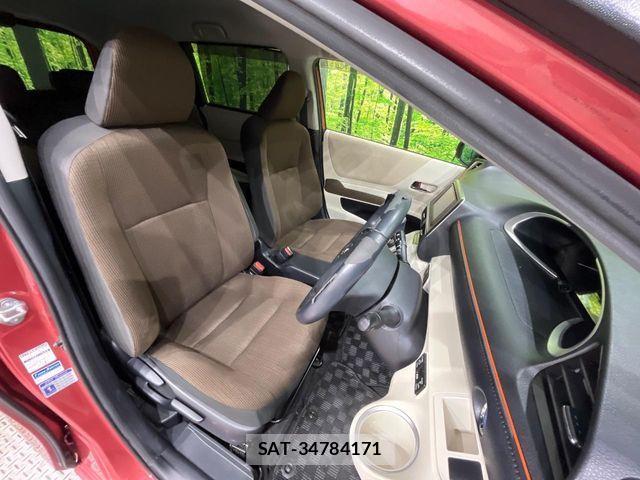 Toyota SIENTA 2016-01 7620101-8