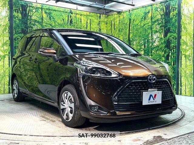 Toyota SIENTA 2022-03 7620062-16
