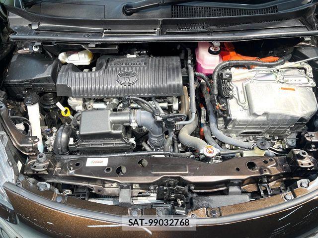 Toyota SIENTA 2022-03 7620062-18