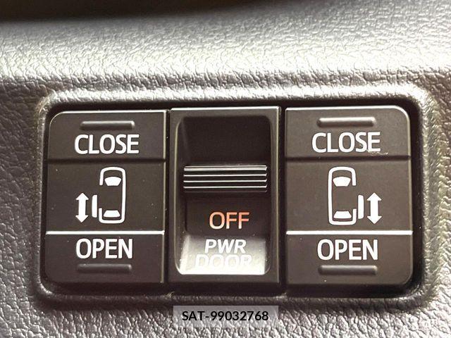 Toyota SIENTA 2022-03 7620062-2