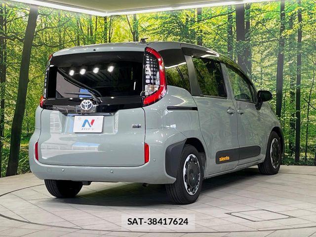 Toyota SIENTA 2023-04 7620051-16