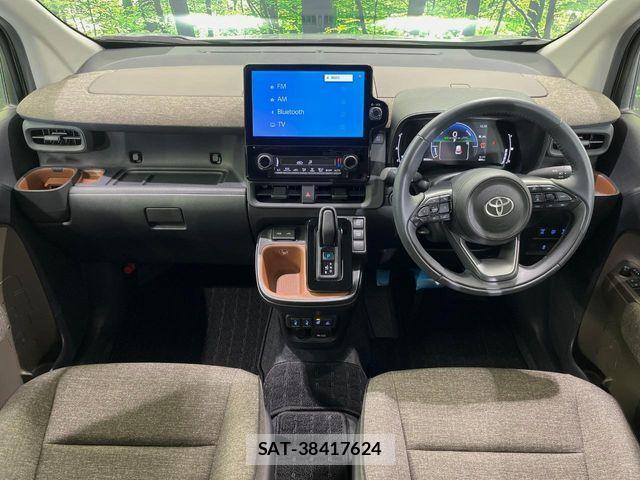 Toyota SIENTA 2023-04 7620051-1