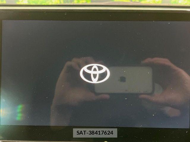 Toyota SIENTA 2023-04 7620051-2