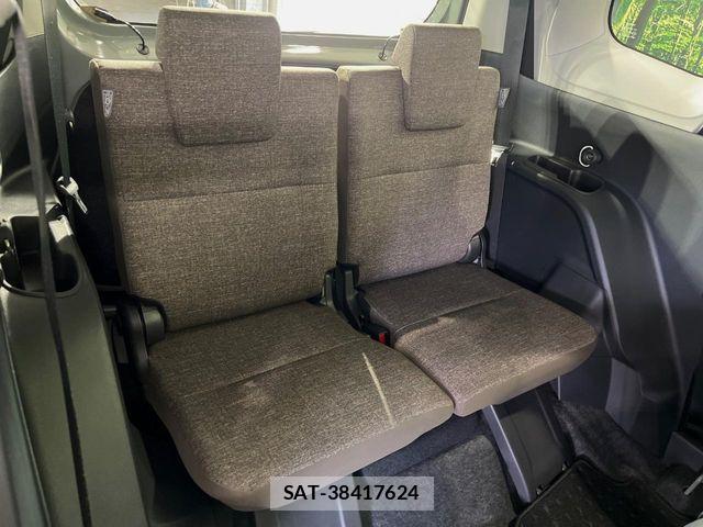 Toyota SIENTA 2023-04 7620051-8