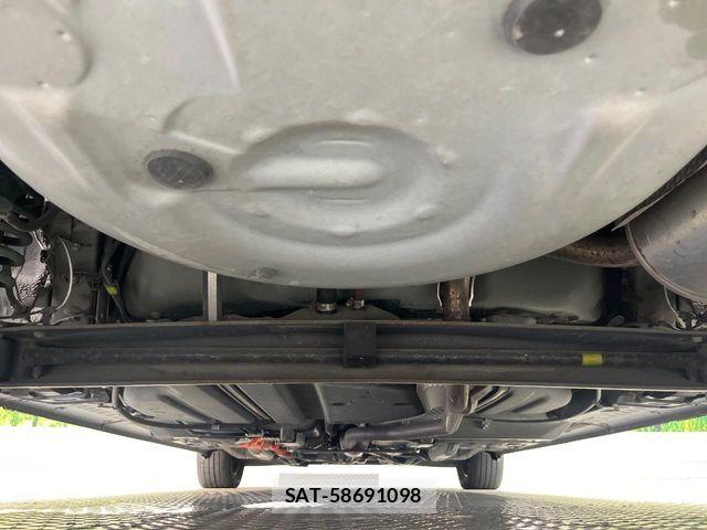 Toyota SIENTA 2019-07 7620098-18