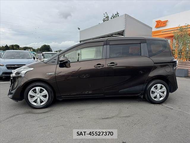 Toyota SIENTA 2019-09 7620082-10