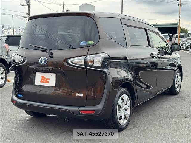 Toyota SIENTA 2019-09 7620082-14