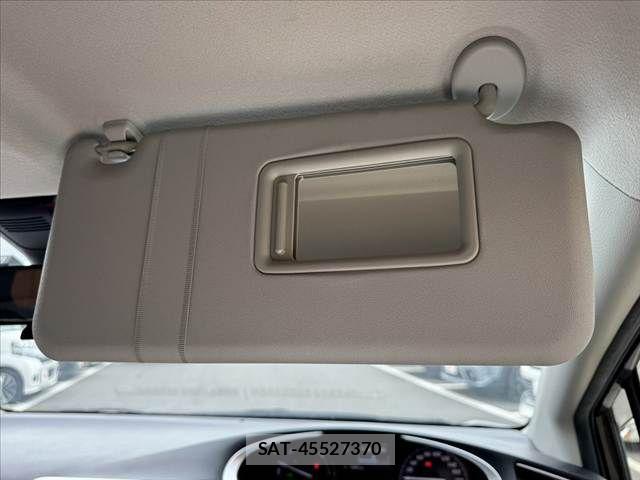 Toyota SIENTA 2019-09 7620082-28