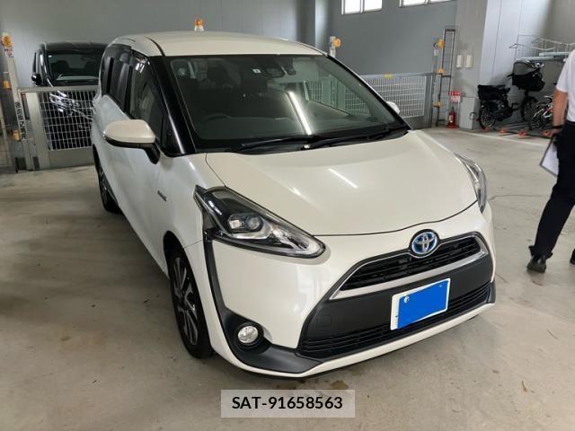 Toyota SIENTA 2015-11 7620111-0