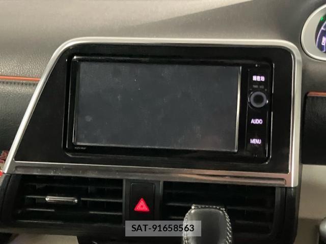 Toyota SIENTA 2015-11 7620111-14