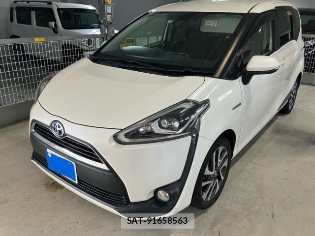 Toyota SIENTA 2015-11 7620111-3