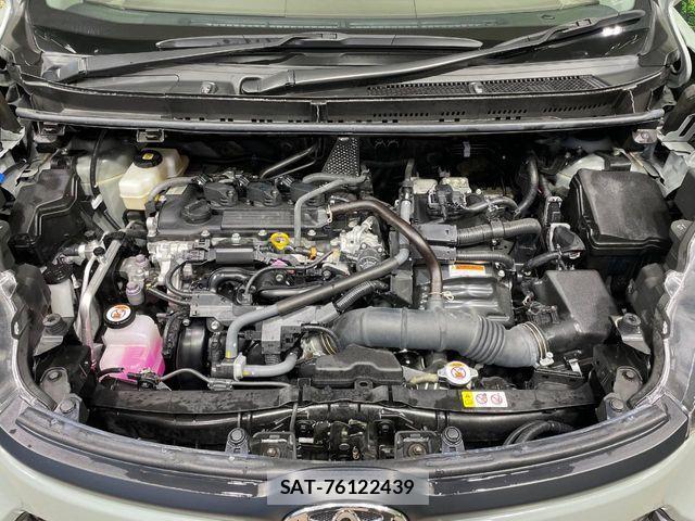 Toyota SIENTA 2023-09 7620047-18