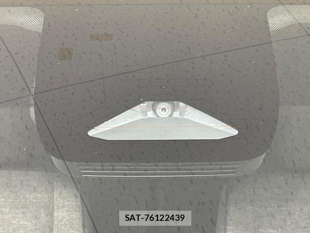 Toyota SIENTA 2023-09 7620047-6