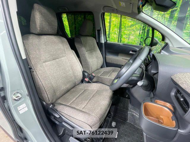 Toyota SIENTA 2023-09 7620047-8