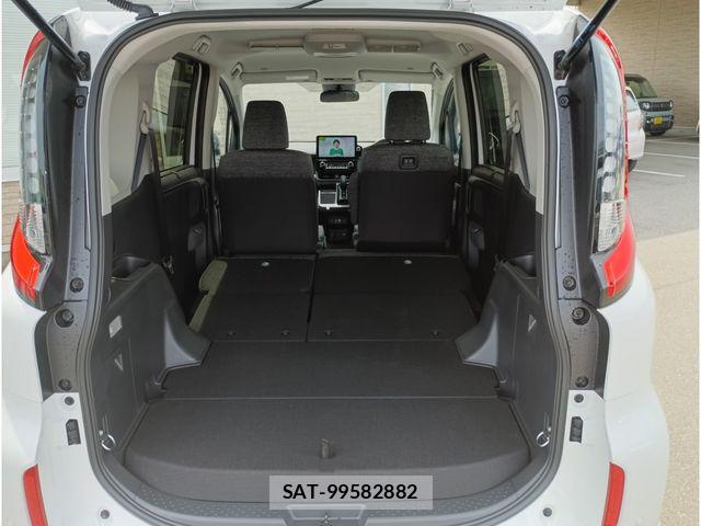 Toyota SIENTA 2025-10 7620063-9