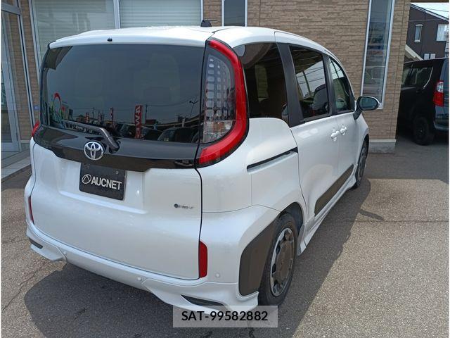 Toyota SIENTA 2025-10 7620063-1