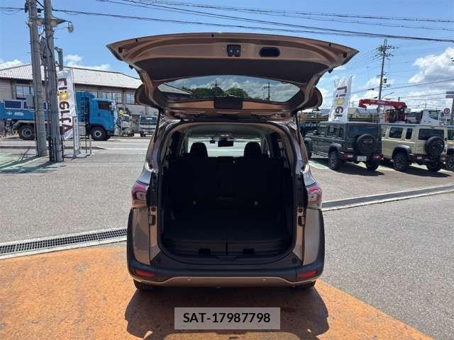 Toyota SIENTA 2022-02 7620075-14