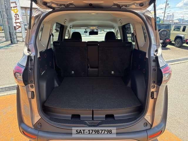 Toyota SIENTA 2022-02 7620075-15