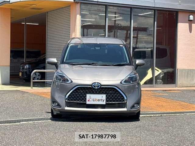 Toyota SIENTA 2022-02 7620075-8