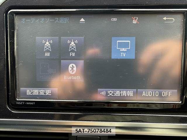 Toyota SIENTA 2017-06 7620090-6