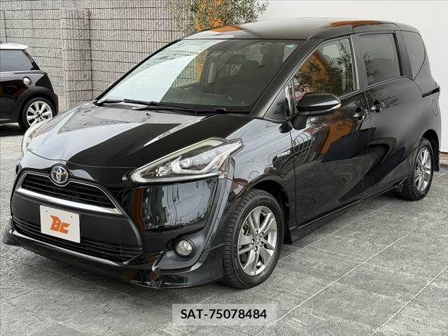 Toyota SIENTA 2017-06 7620090-7