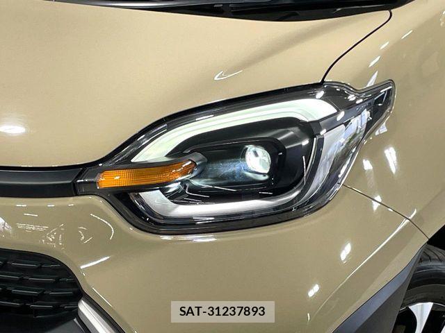Toyota SIENTA 2023-10 7620045-12