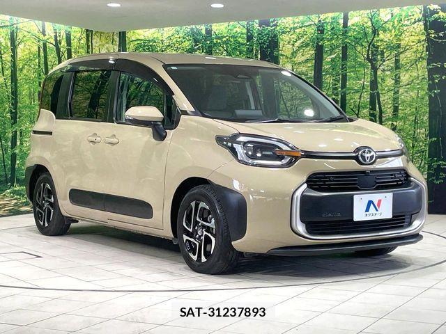 Toyota SIENTA 2023-10 7620045-16