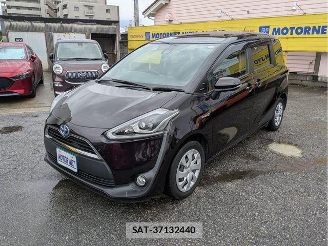 Toyota SIENTA 2017-09 7620102-0