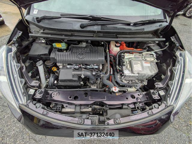 Toyota SIENTA 2017-09 7620102-26