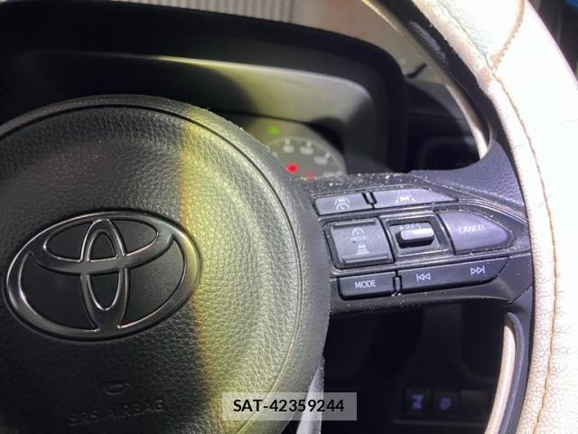 Toyota SIENTA 2022-12 7620069-17