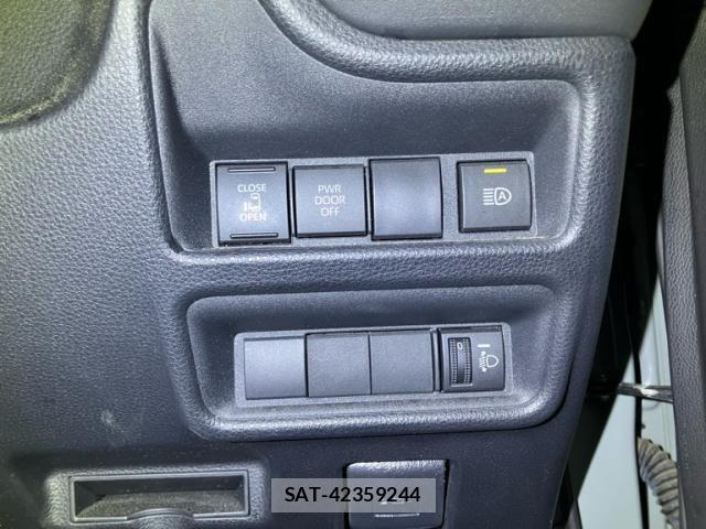 Toyota SIENTA 2022-12 7620069-18