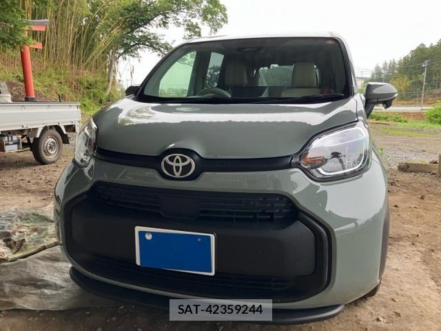 Toyota SIENTA 2022-12 7620069-1