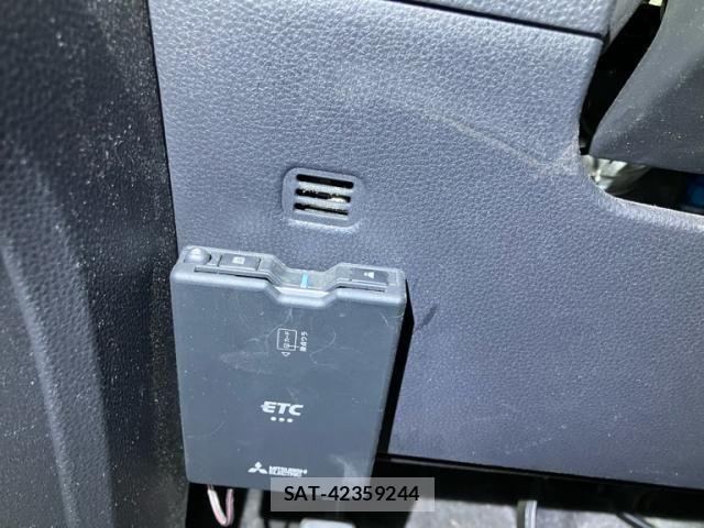 Toyota SIENTA 2022-12 7620069-23