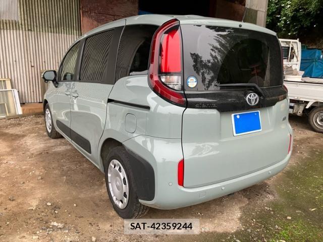 Toyota SIENTA 2022-12 7620069-4