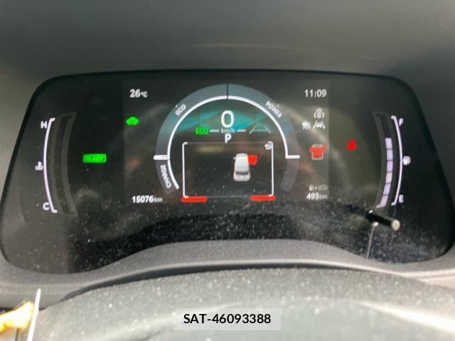 Toyota SIENTA 2024-10 7620050-21