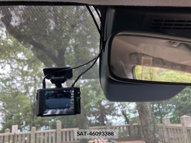 Toyota SIENTA 2024-10 7620050-22