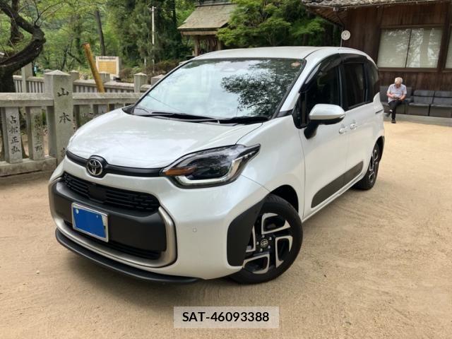 Toyota SIENTA 2024-10 7620050-2