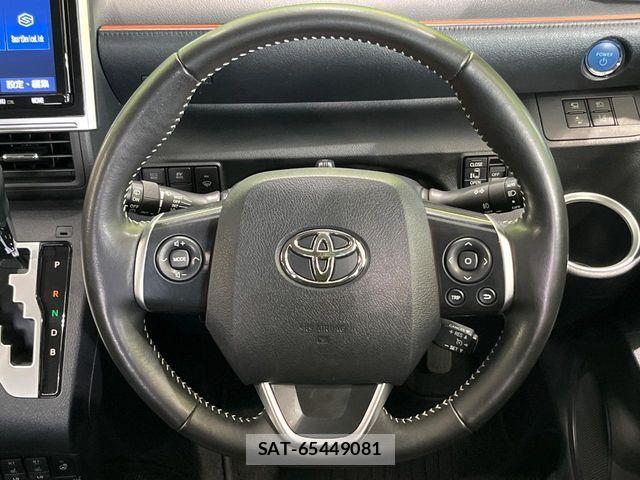 Toyota SIENTA 2020-12 7620065-11
