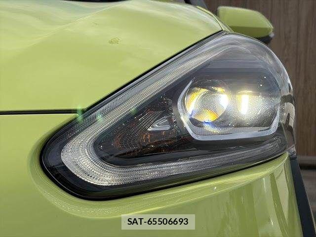 Toyota SIENTA 2015-10 7620109-12